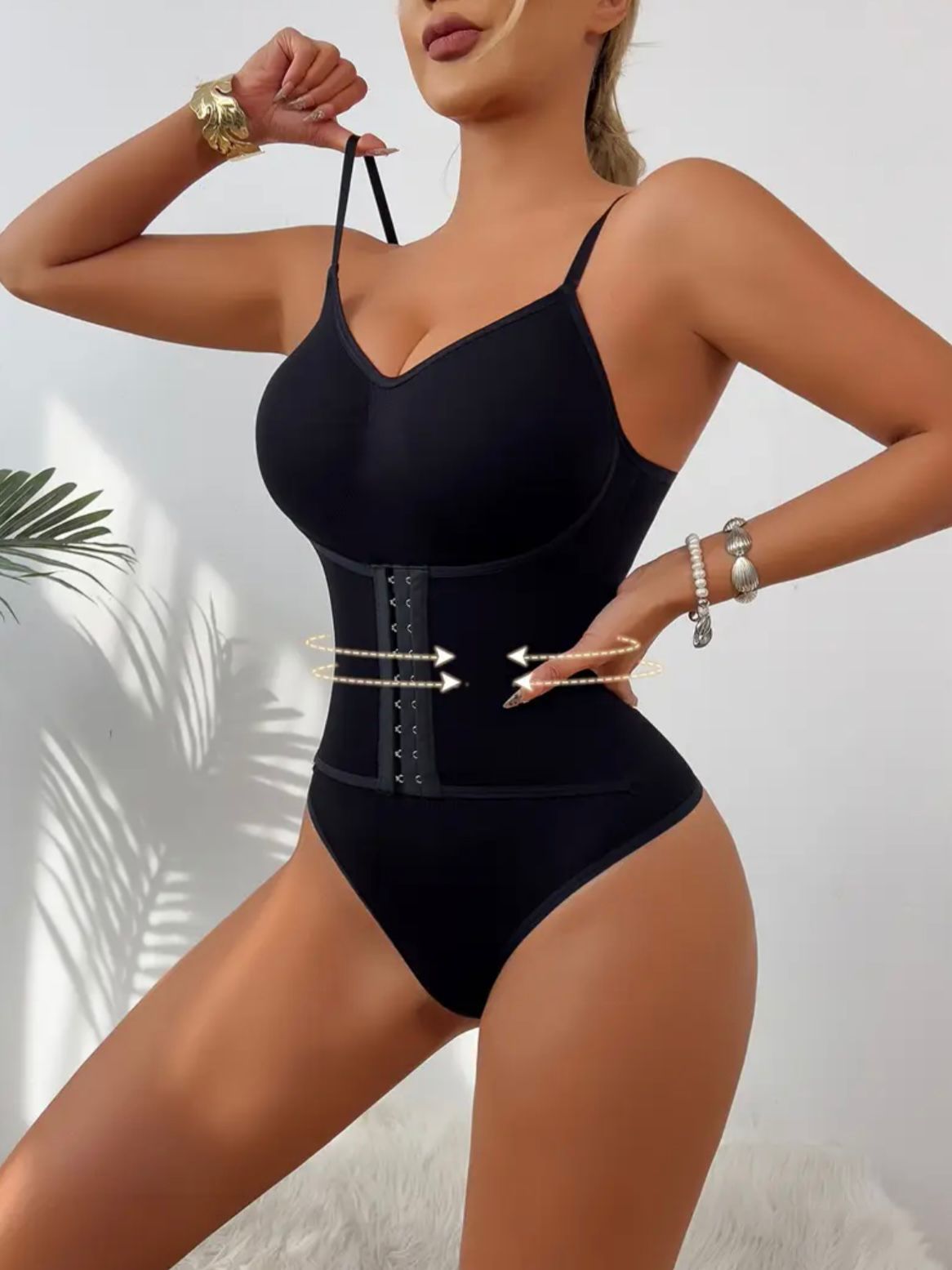 snatched seamles thong bodysuit